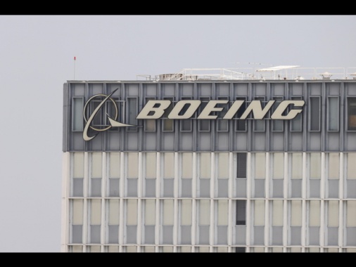 Boeing patteggia per i disastri dei 737 Max