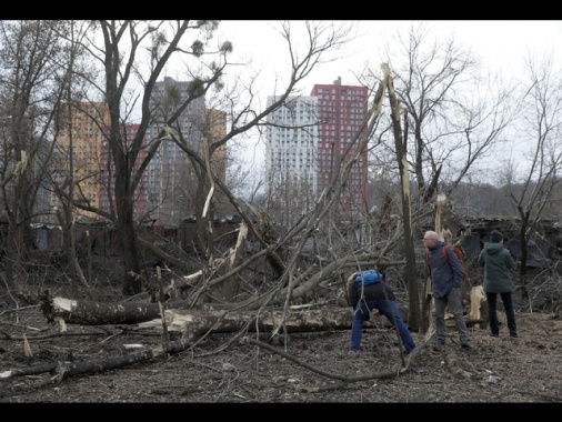 Bilancio del raid russo su regione Kiev sale ad almeno 3 morti