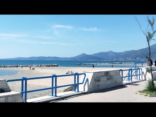 Per ponte 2 giugno in viaggio 15 milioni, 92,4% resta in Italia