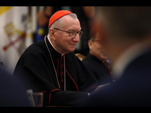 Parolin, 'inaccettabile quanto accade a Gaza, basta bombe'