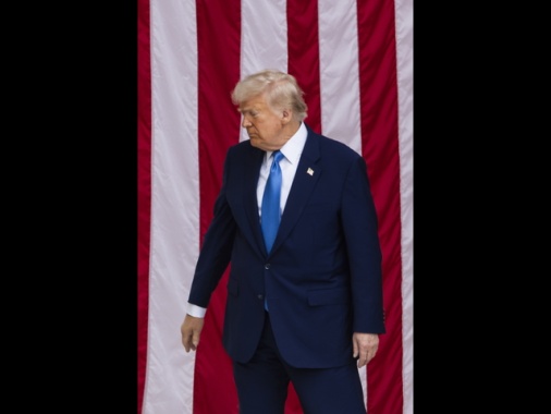 Trump, l'Ue vuole un incontro per trattare sui dazi