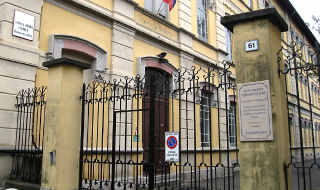 La scuola media Da Vinci di Saronno