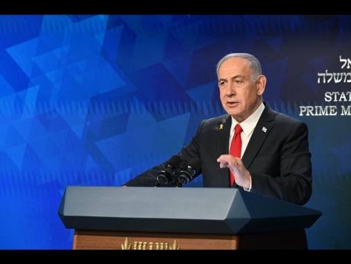 Netanyahu, al sito degli aiuti perdita di controllo momentanea