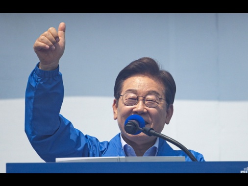 Seul, oltre 13 milioni di voti anticipati alle presidenziali