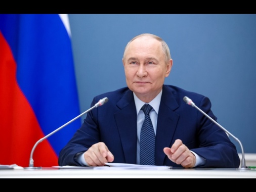 Cremlino, Putin con Zelensky e Trump solo dopo risultati