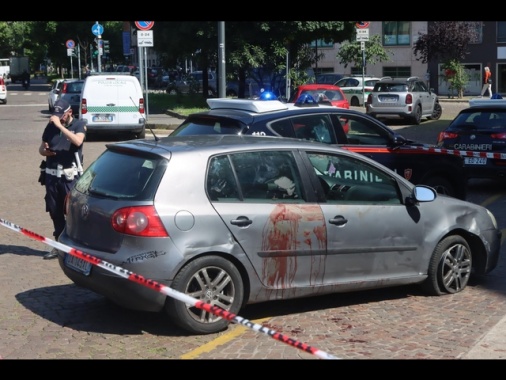 È morto il ragazzino di 13 anni accoltellato a Milano