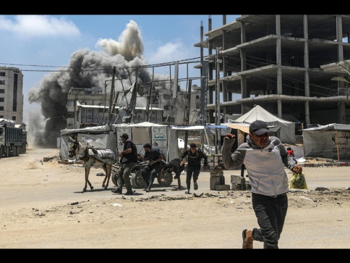 Wafa, 7 morti, inclusa intera famiglia, oggi in raid Gaza