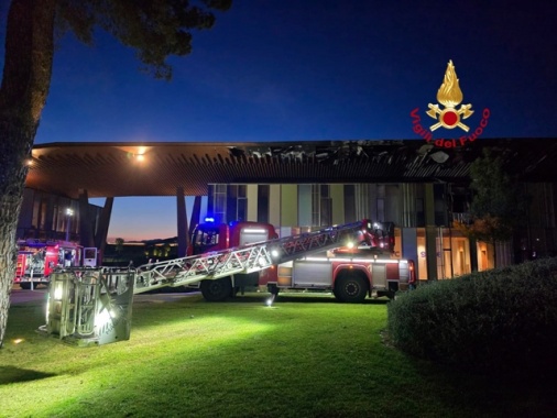 Incendio al Viola Park, 4 intossicati