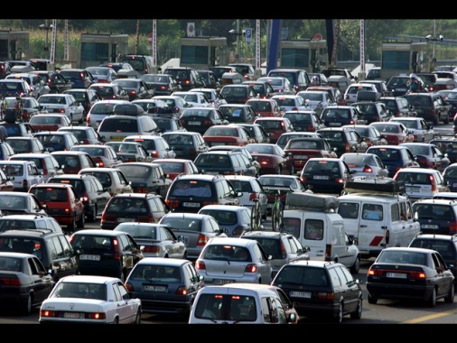 Scende numero auto Ue.In Valle d'Aosta più di 2 per abitante