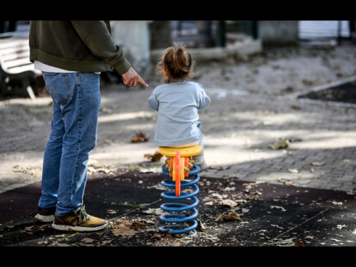 Cresce il rischio di povertà o esclusione di under 6, è al 27,7%