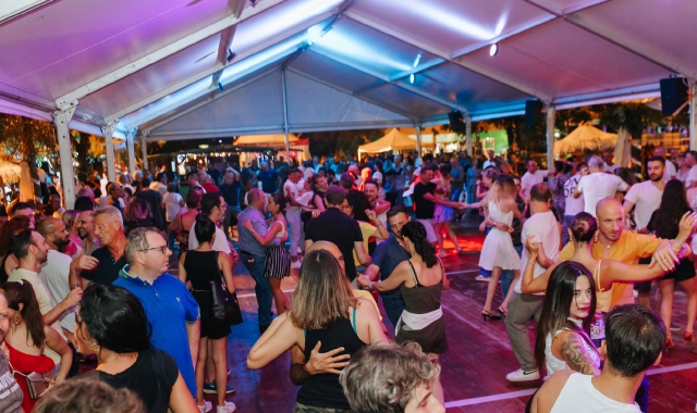 Tre mesi all’insegna del ballo: venerdì via al LatinFiexpo