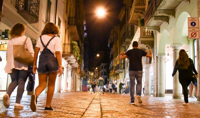 Degrado e paura: il centro storico di Varese sfregiato