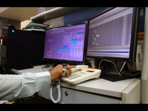 Borsa: Asia in ordine sparso, prevale la cautela, Tokyo +0,5%