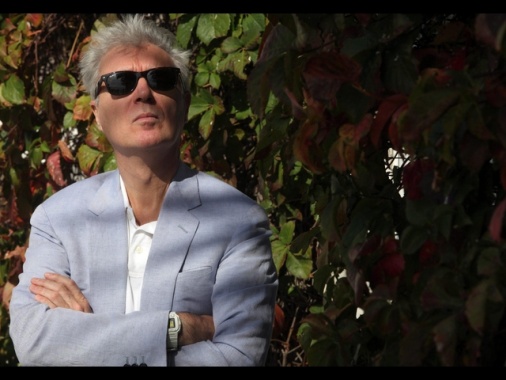 50 anni di Talking Heads, un video con Saoirse Ronan