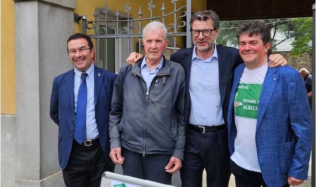 Albizzate, i cartelli e l’A8: alla mostra arriva Giorgetti