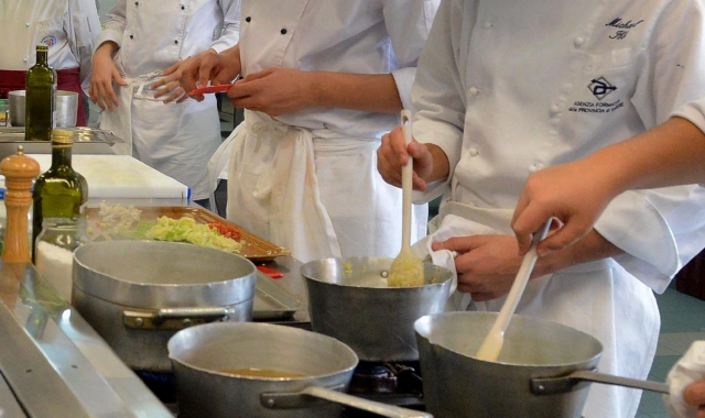 «Farai lo chef sugli yacht». Ma è una truffa