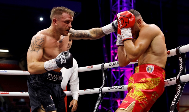 Zucco da applausi, ma deve inchinarsi a Simpson