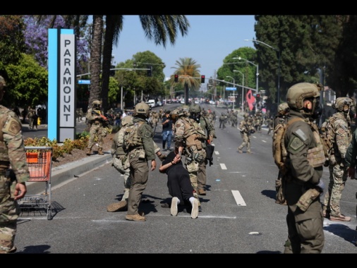 Primi agenti Guardia Nazionale arrivati a Los Angeles
