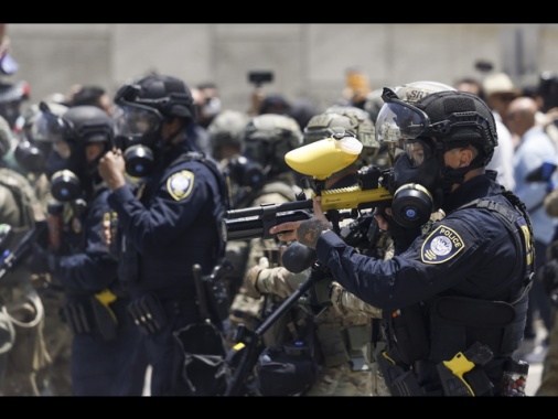 Trump, libererò Los Angeles da migranti e criminali