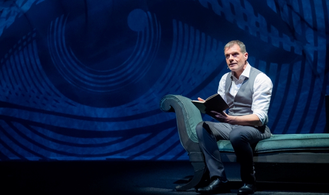 Stefano Massini nella foto di Filippo Manzini