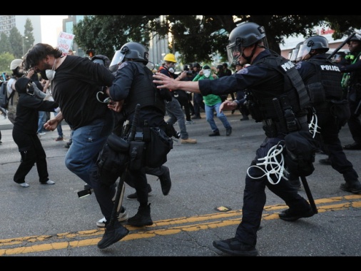 Dilagano le proteste negli Usa,150 arresti a San Francisco
