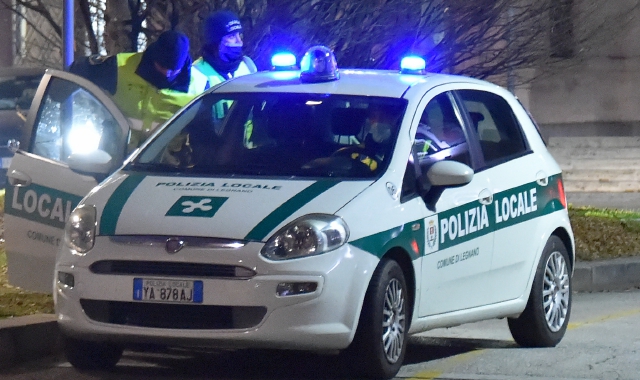 Tunisino irregolare fermato dalla Polizia Locale