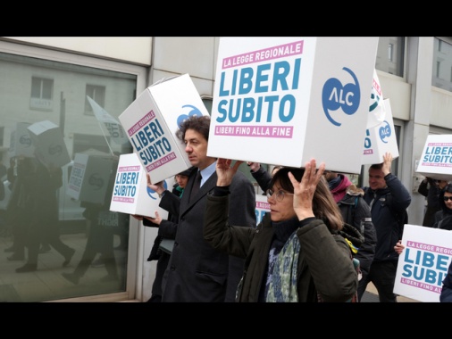 Suicidio assistito in Toscana,1/o caso dopo legge regionale