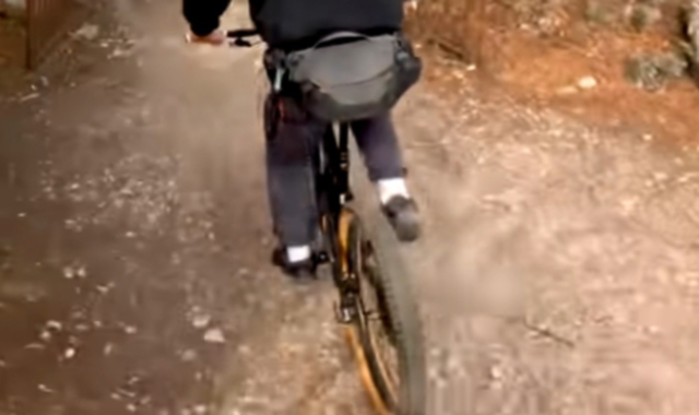 Spacciatore in mountain bike: arrestato