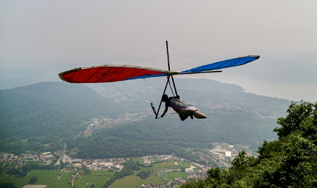 Laveno capitale mondiale del volo libero