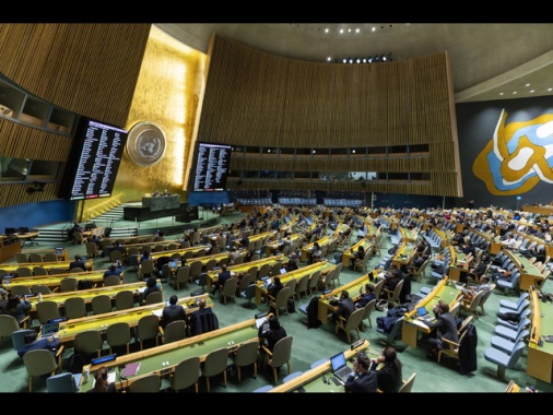 Eliseo per ora non conferma annullamento conferenza Onu
