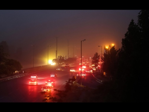 Israele, colpiti schieramenti difensivi in zona di Teheran