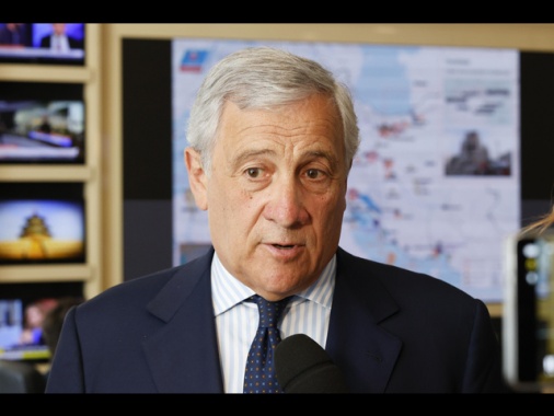 Tajani, 'nessuna ambiguità, l'Iran non può avere l'atomica'