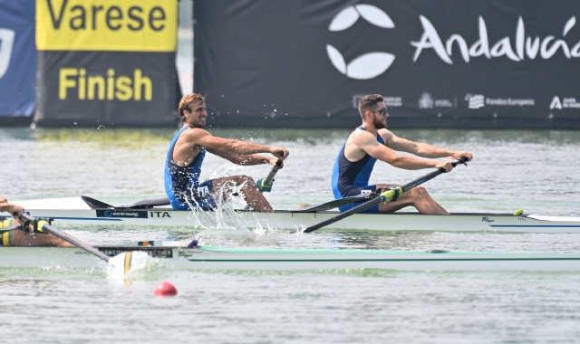 Il due senza azzurro con Giovanni Codato (foto Blitz)