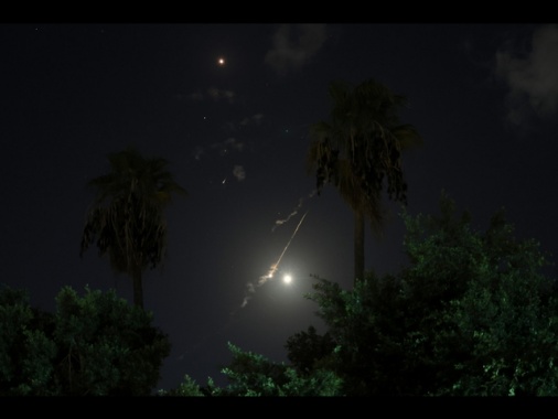 Idf, ondata di missili dall'Iran verso Israele