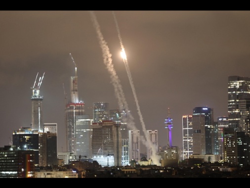 Israele, 3 morti e 130 feriti nell'ultimo raid dell'Iran