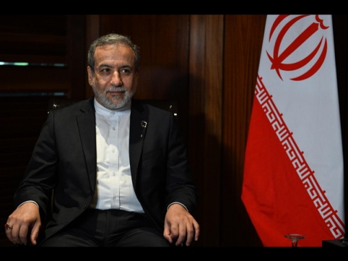 Iran, attacchi Israele per far fallire i colloqui con Usa