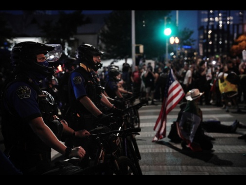 Uomo ferito durante le proteste 'No Kings' in Utah è morto