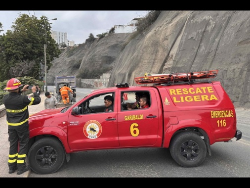 Terremoto a Lima, un morto e 5 feriti oltre a numerosi danni