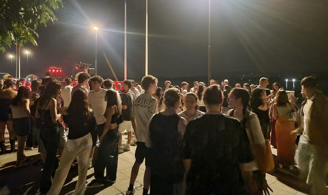 Movida ad Arona, sì alla musica fino all'1 di notte
