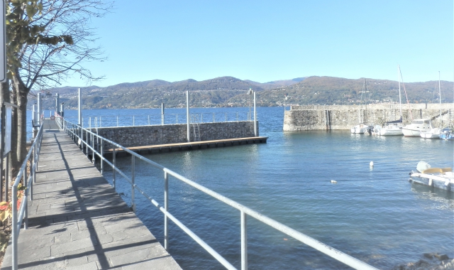 Si tuffa e non riemerge, morto ventenne