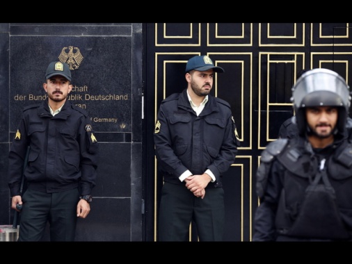 Iran, 'arrestati altri 2 agenti del Mossad, avevano bombe'