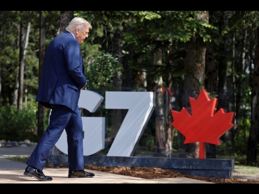 Trump, tutti dovrebbero evacuare Teheran