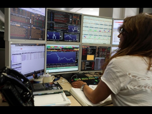 Lo spread tra Btp e Bund sale sopra 93 punti