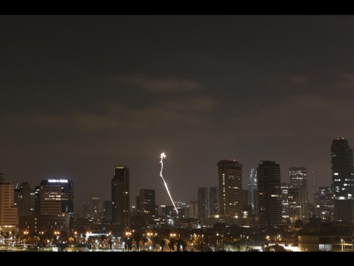 Media, 'colpito quartier generale Mossad vicino Tel Aviv'