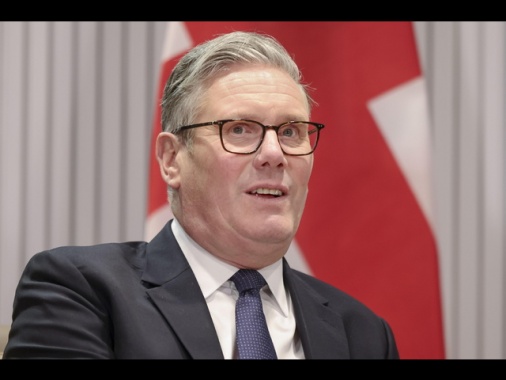 Starmer annuncia nuove sanzioni Gb contro la Russia