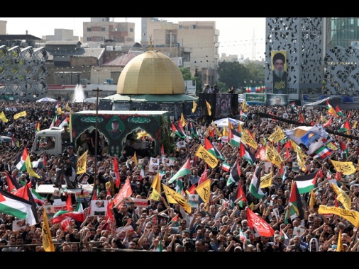 Media, anche università di Teheran colpita da raid Israele