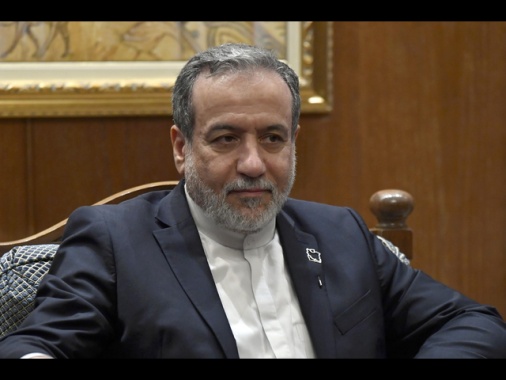 Nyt, l'Iran potrebbe accettare un incontro con Trump