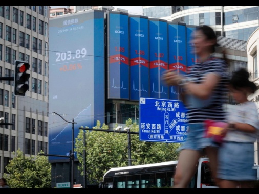 Borsa: Asia negativa dopo la Fed, teme un'escalation in Iran