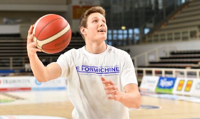 Maximilian Ladurner (foto Facebook - Aquila Basket Trento)