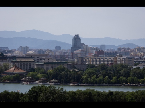 Cina, accelerato l'esame di licenze su export delle terre rare